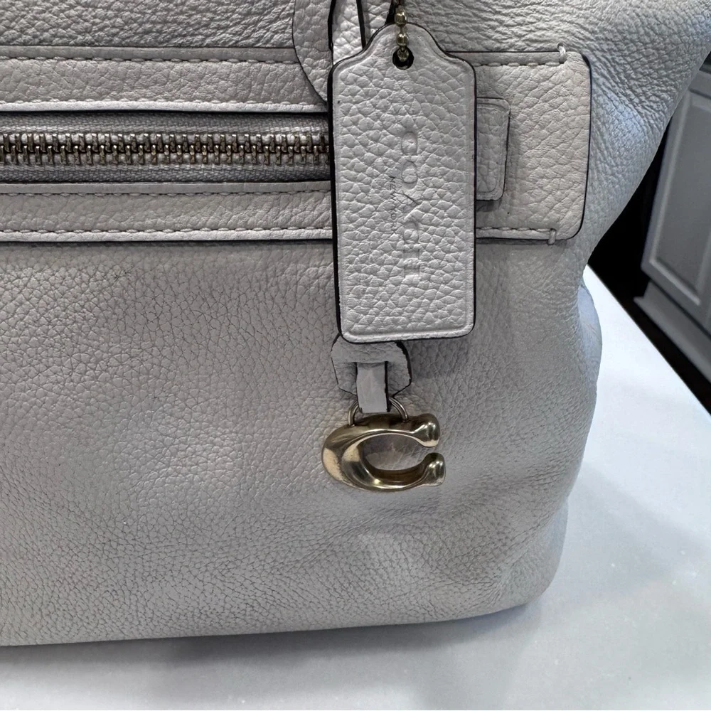 COACH Pebble Leather Taylor Medium Tote C Dangle Charm Chalk EUC